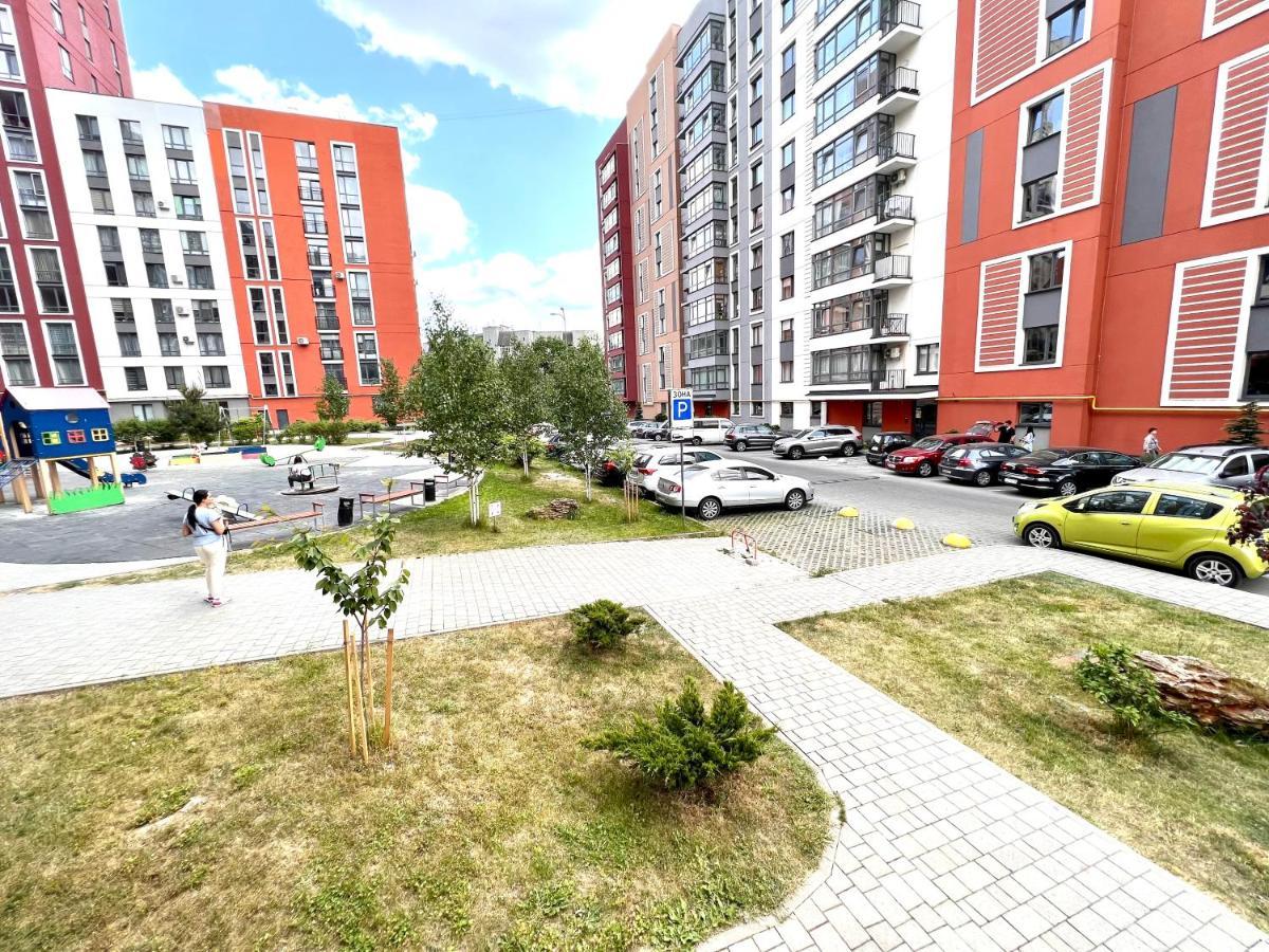 Osapart Cozy Apartment In A Complex Semycvit 리비프 외부 사진