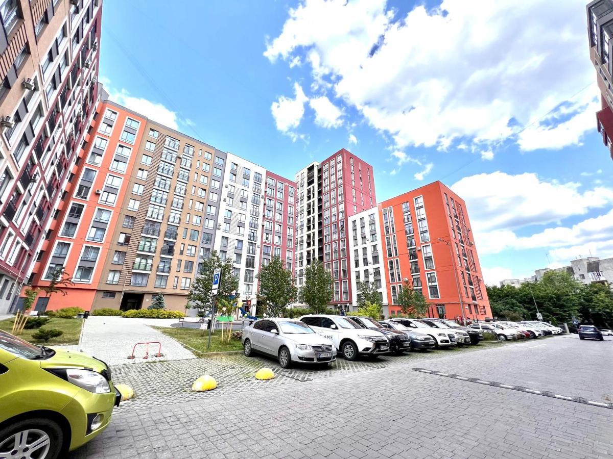 Osapart Cozy Apartment In A Complex Semycvit 리비프 외부 사진