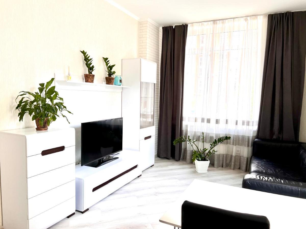 Osapart Cozy Apartment In A Complex Semycvit 리비프 외부 사진