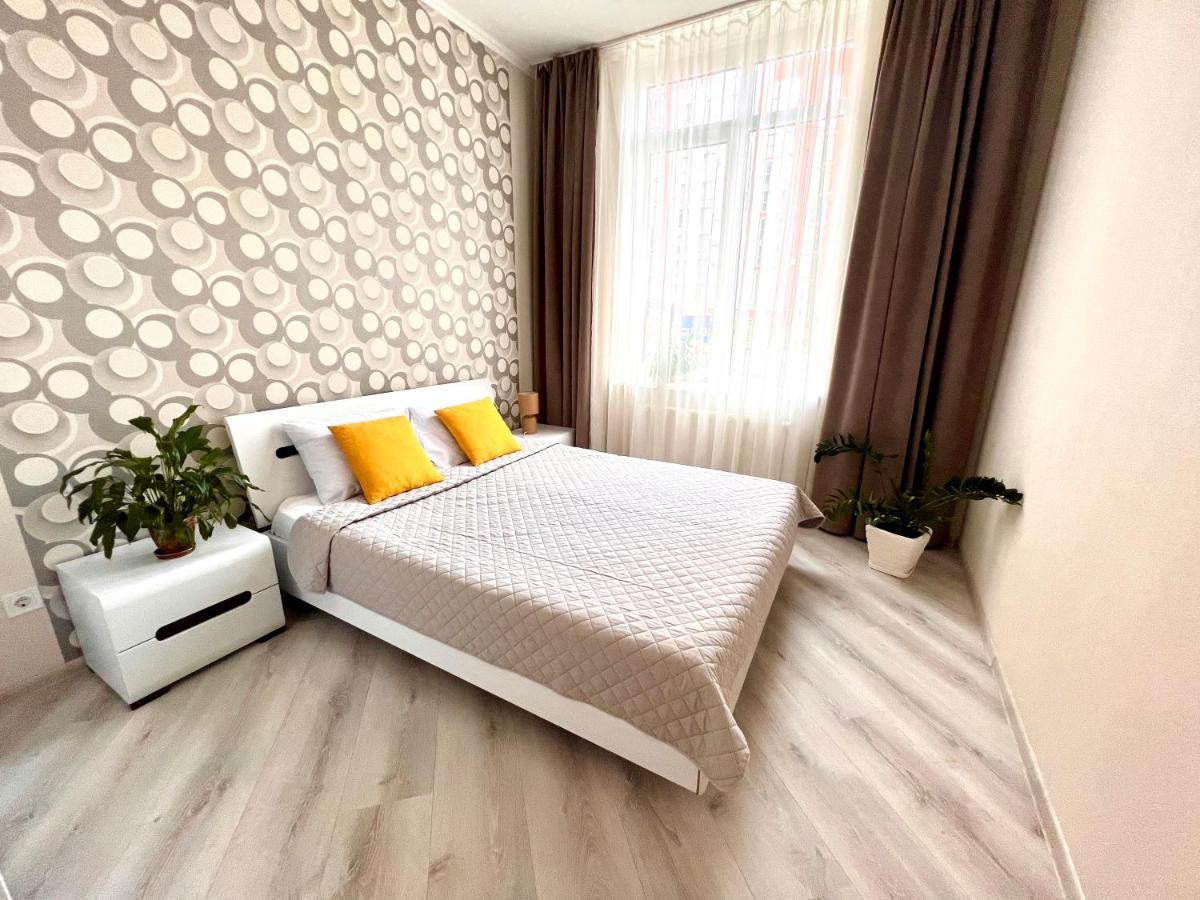 Osapart Cozy Apartment In A Complex Semycvit 리비프 외부 사진
