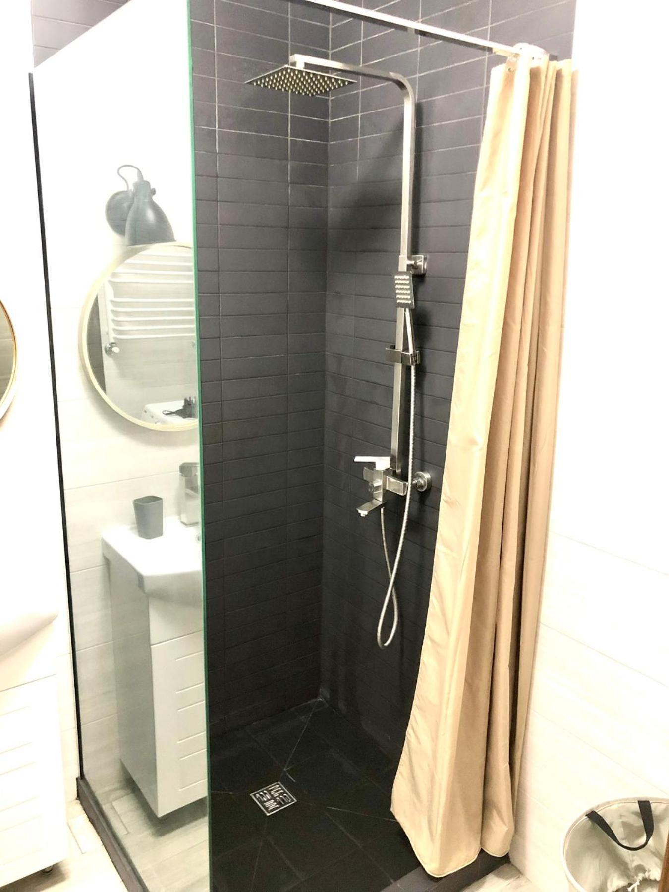 Osapart Cozy Apartment In A Complex Semycvit 리비프 외부 사진