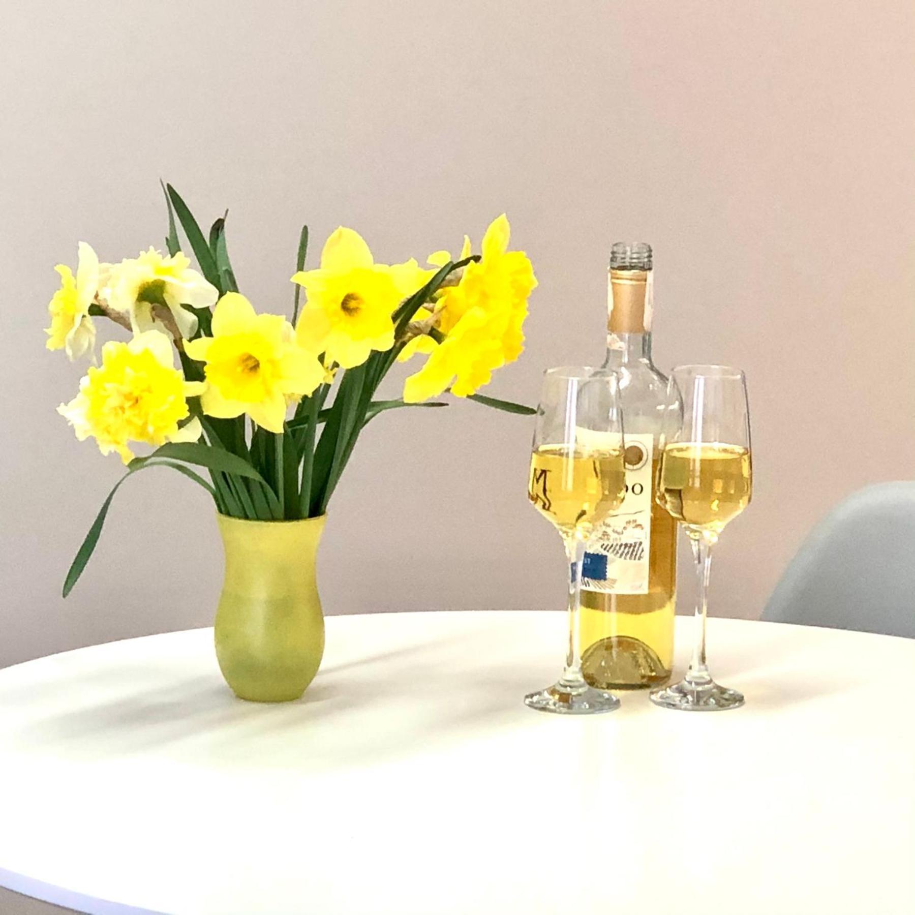 Osapart Cozy Apartment In A Complex Semycvit 리비프 외부 사진